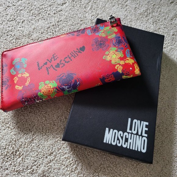 LOVE MOSCHINO Clutch - Picture 1 of 13
